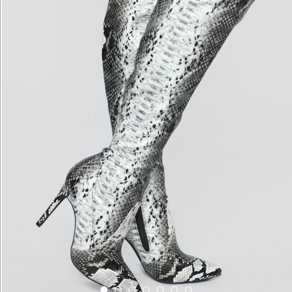 Fashion Nova Snakeskin High Knee Boots